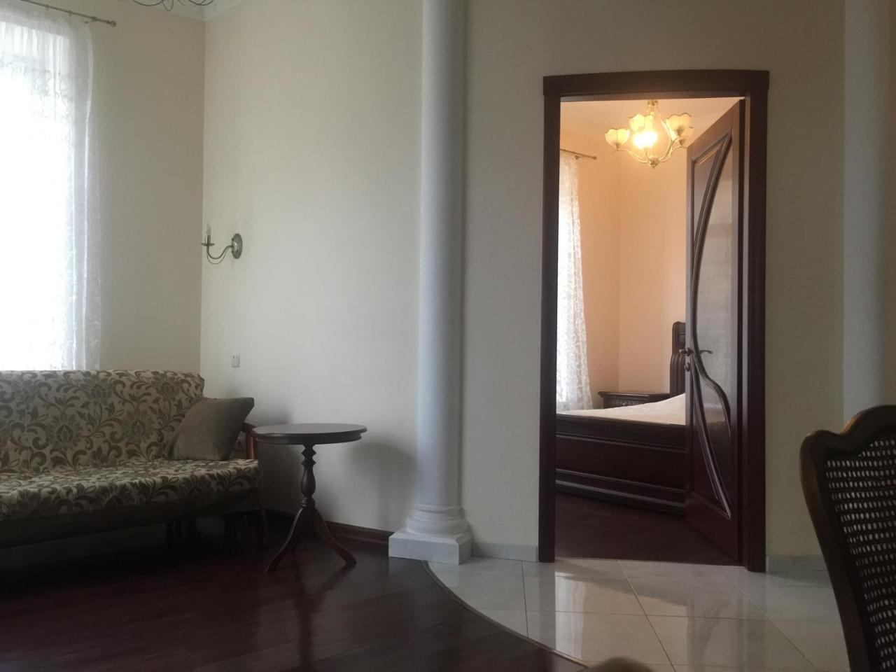 Cozy Studio Near Greek Square Διαμέρισμα Οδησσός Εξωτερικό φωτογραφία