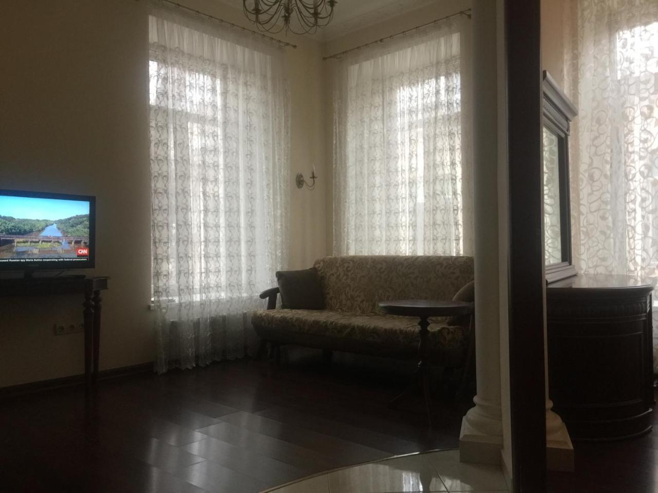 Cozy Studio Near Greek Square Διαμέρισμα Οδησσός Εξωτερικό φωτογραφία