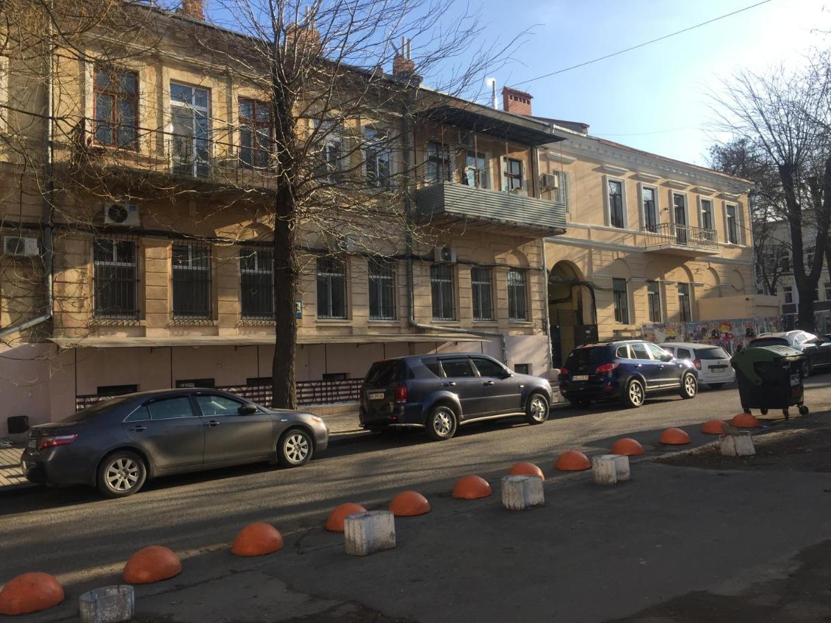 Cozy Studio Near Greek Square Διαμέρισμα Οδησσός Εξωτερικό φωτογραφία